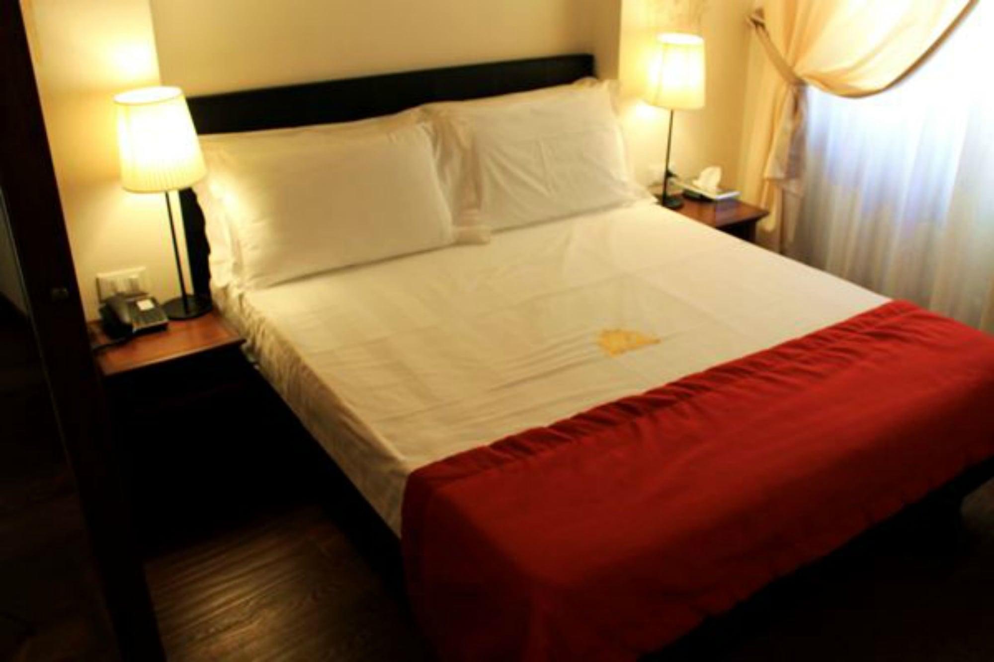 Bed and Breakfast Relais Giulia Рим Екстер'єр фото